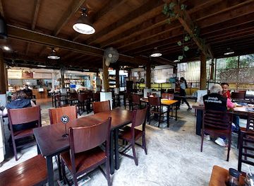 thailand/mae-hong-son/restaurant/baan-song-thai-restaurant