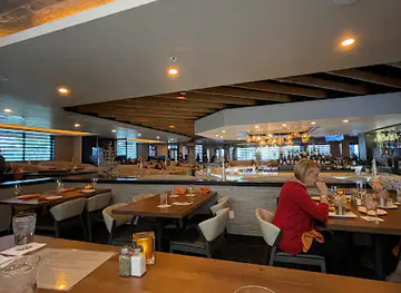 Land Ocean Restaurant Meridian