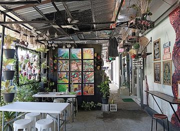 philippines/davao-city/matina-district/restaurant/davao-s-food-avenue