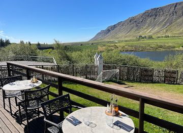 iceland/Þingvellir-national-park/restaurant/brastalundur