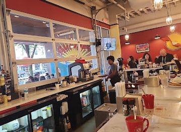 tennessee/ruby-falls/restaurant/ruby-sunshine