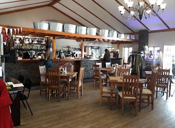 south-africa/east-london/restaurant/pinecreek-restaurant-farmstall