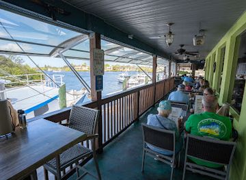florida/sun-coast/restaurant/rusty-bellies-waterfront-grill-inc