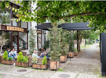 montenegro/bar/restaurant/garden-pizzeria