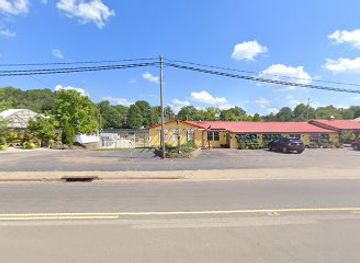 ohio/marietta/restaurant/huck-s-sandwich-shop