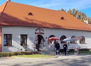 hungary/hajdusag/restaurant/hortobagyi-csarda