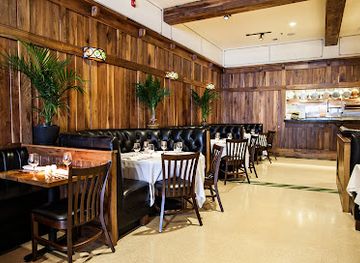 south-carolina/charleston/restaurant/stars-rooftop-grill-room