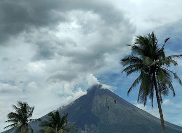 philippines/mt-mayon/restaurant/layag-restaurant-and-grill