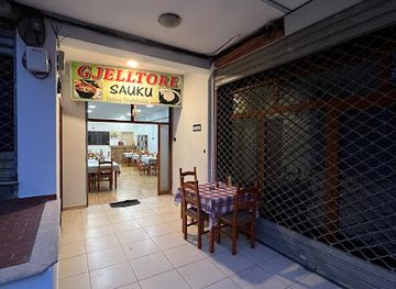 albania/chameria/restaurant/gjelltore-sauku-gatime-tradicionale