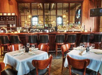 illinois/chicago/restaurant/the-chicago-firehouse-restaurant