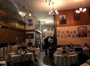 bolivia/chacaltaya/restaurant/chez-moustache