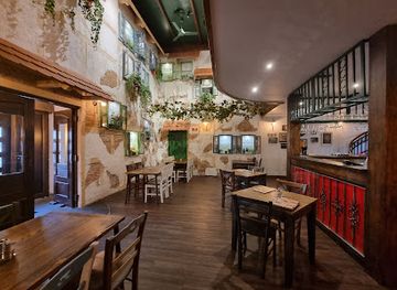 slovenia/koper/restaurant/bascarsija-koper-carpacciov-trg