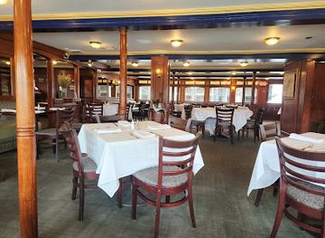 california/sacramento/old-sacramento-historic-district/restaurant/the-pilothouse-restaurant-at-the-delta-king