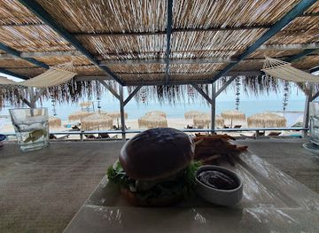 bulgaria/strandzha/restaurant/dolphin-beach-bar-dinner