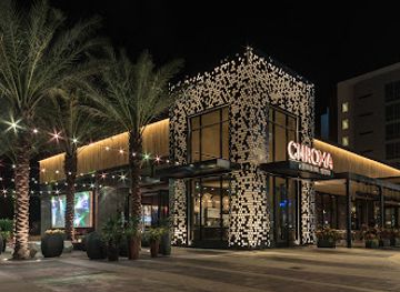 florida/orlando-theme-parks-area/restaurant/chroma-modern-bar-kitchen