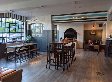 united-kingdom/warwickshire/restaurant/the-moorings-at-myton