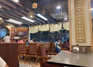 india/hyderabad/charminar/restaurant/paradise-biryani-charminar