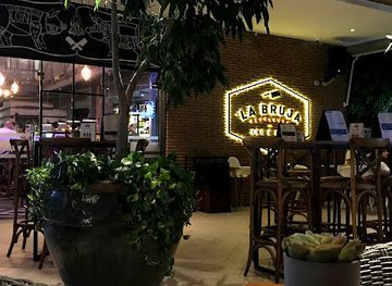 dominican-republic/neiba-valley/restaurant/la-bruja-chupadora-bbq-pub