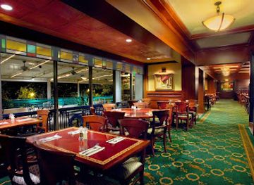 florida/orlando/lake-buena-vista/restaurant/the-turf-club-lounge