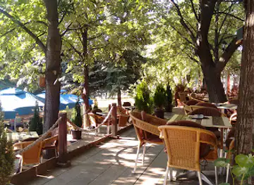 Casper Cafe & Restaurant