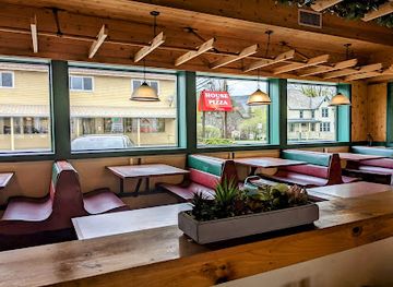 vermont/brattleboro/restaurant/brattleboro-house-of-pizza