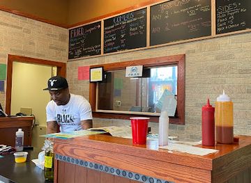 connecticut/hartford/west-end/restaurant/more-than-just-shark-bite-new-england