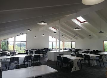 new-zealand/waitomo-caves/restaurant/roselands-resort