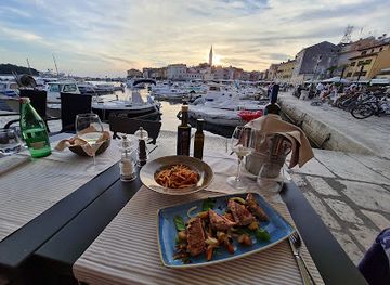 croatia/rovinj/restaurant/snack-bar-rio