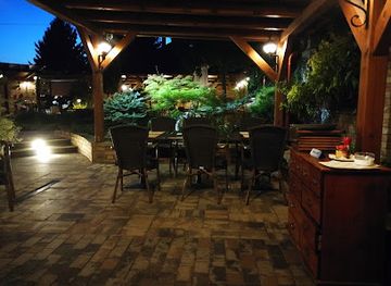 hungary/szekesfehervar/restaurant/diofa-etterem