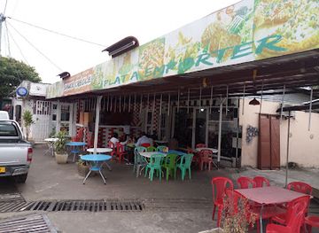 gabon/mayumba-national-park/restaurant/la-sauce-creole-restaurant