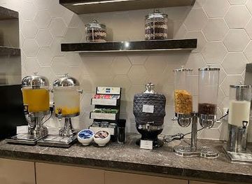 Plaza Premium Lounge Singapore (International Departures, Terminal 1)