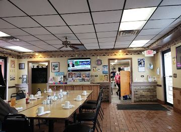 illinois/rockford/restaurant/mr-c-s-family-restaurant