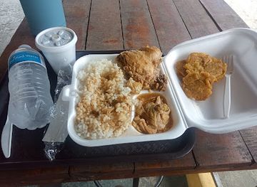 puerto-rico/guanica/restaurant/el-2ble-tranque