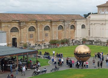 vatican-city/st-peter-s-basilica/restaurant/pinecone-bistro
