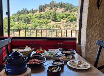 jordan/ajloun-forest-reserve/restaurant/jar-al-jabal-restaurant