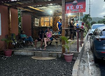 grenada/grenville/restaurant/kevo-s-roadside-kitchen