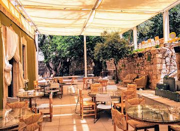 jordan/eastern-desert/restaurant/shams-el-balad