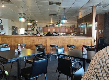 michigan/lansing/restaurant/gregory-s-soul-food