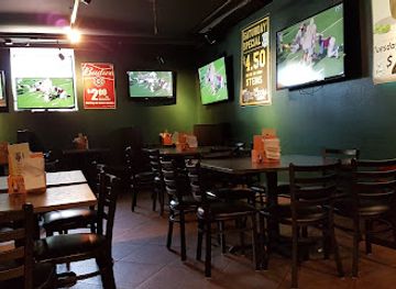 iowa/iowa-city/restaurant/vine-tavern-eatery-downtown-iowa-city