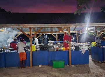 saint-vincent-and-the-grenadines/tobago-cays-marine-park/restaurant/serenity-water-taxi-and-beach-bbq