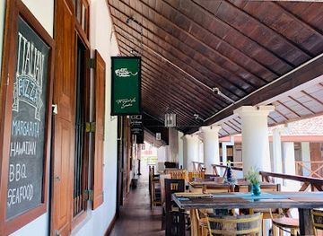 sri-lanka/galle/restaurant/420-crunch