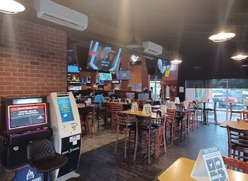 kentucky/bardstown/restaurant/wings-and-rings