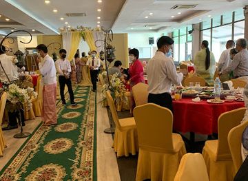 myanmar-burma/yangon/restaurant/royal-garden-restaurant