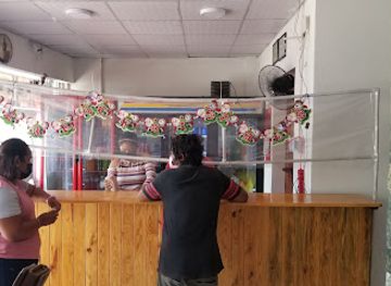 belize/orange-walk-town/restaurant/friendship-fast-food