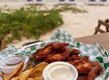 british-virgin-islands/dead-chest-island/restaurant/serves-up-bvi-ltd