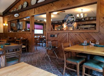 wisconsin/western-uplands/restaurant/the-guide-s-inn