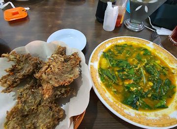 indonesia/north-sulawesi/restaurant/rm-syully-wakeke