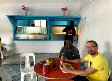 Lakwi Kai Bar