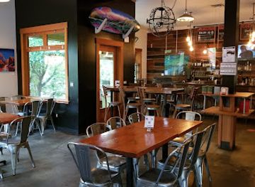 oregon/cascade-range/restaurant/kickstand-coffee-kitchen