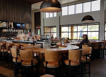 arizona/maricopa-county/restaurant/the-vic-bar-kitchen